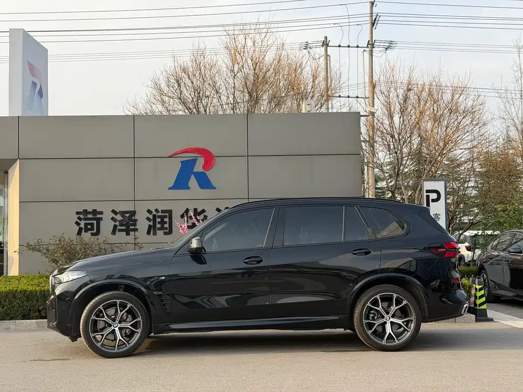BMW X5 2023 xDrive 30Li Exclusive M Sports Night Package купить на сайте DeffCars