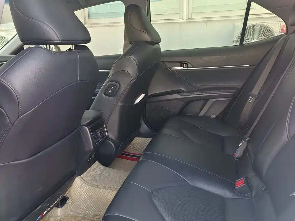 Camry 2021 2.0G Deluxe Edition купить на сайте DeffCars