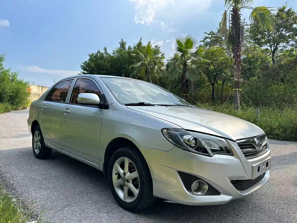 Corolla 2013 1.6L automatic luxury version купить на сайте DeffCars