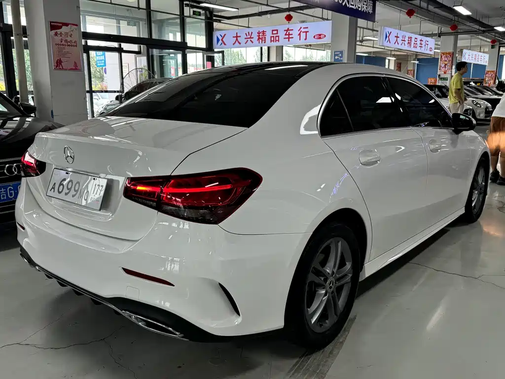 Mercedes-Benz A-Class 2022 facelift A 180 L sports sedan купить на сайте DeffCars