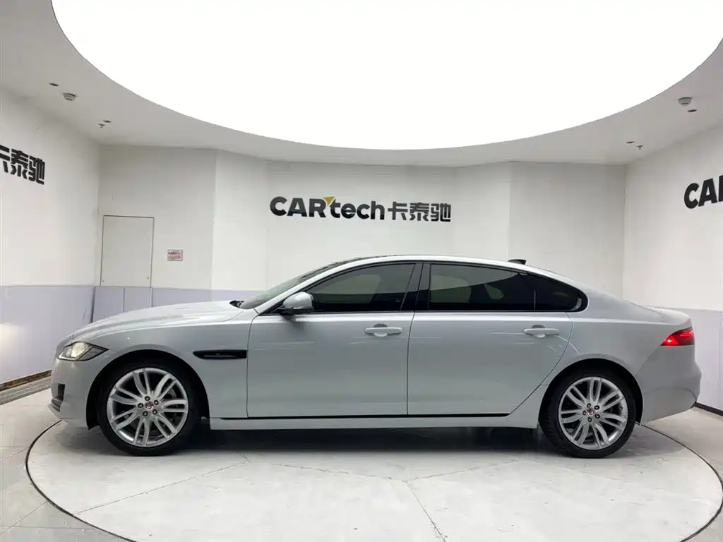 Jaguar XFL 2020 XFL 2.0T P200 two-wheel drive flagship version купить на сайте DeffCars