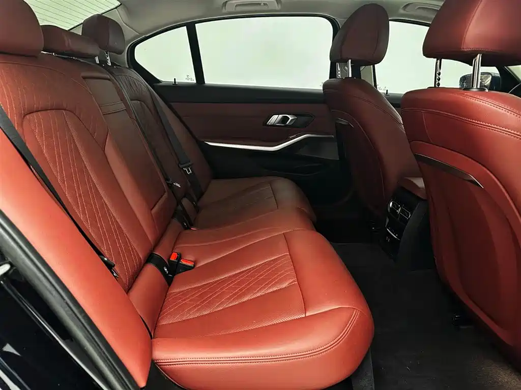 BMW 3 Series 2023 320Li M Sports Package купить на сайте DeffCars