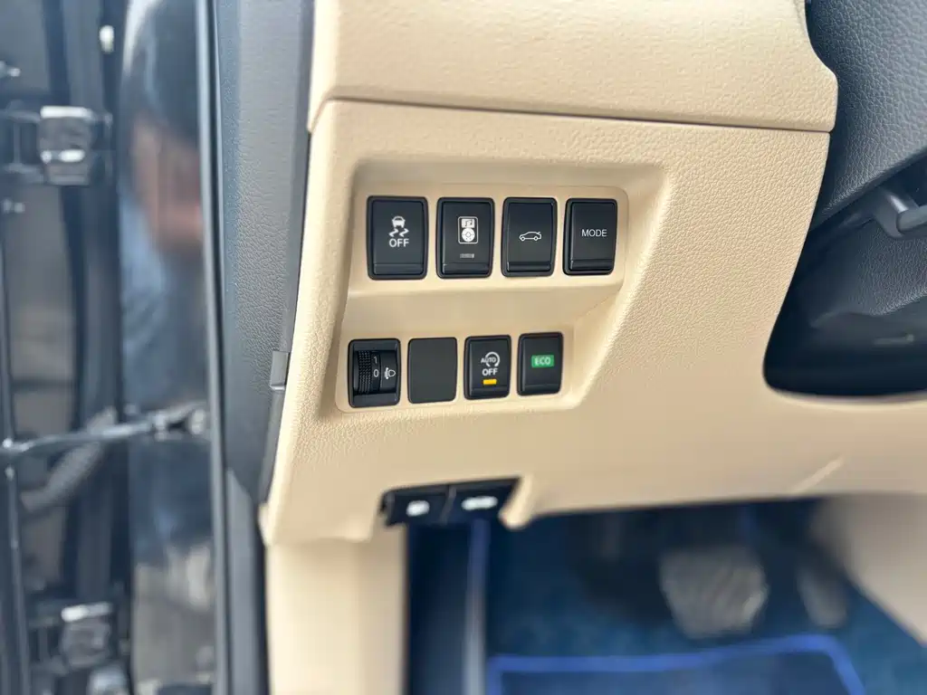 X-Trail 2019 2.0L CVT Intelligent Connected Seven-Seater Comfort Edition 2WD купить на сайте DeffCars