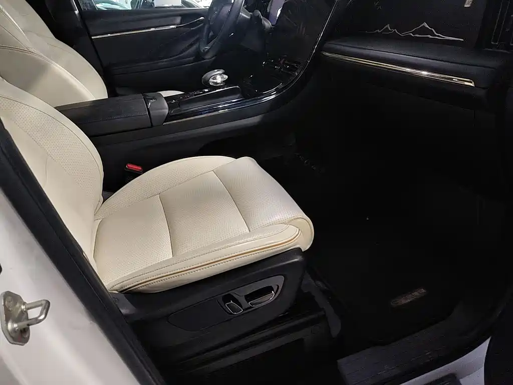 Trumpchi M8 2023 Grandmaster Series 400T Flagship Edition купить на сайте DeffCars