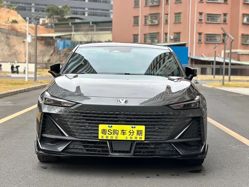 Changan UNI-V 2023 1.5T sports version купить на сайте DeffCars