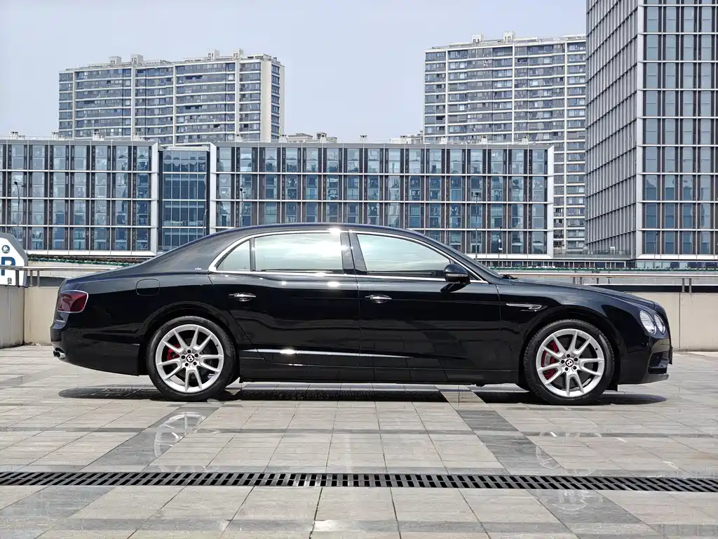 Flying Spur 2017 4.0T V8 S Standard Edition купить на сайте DeffCars