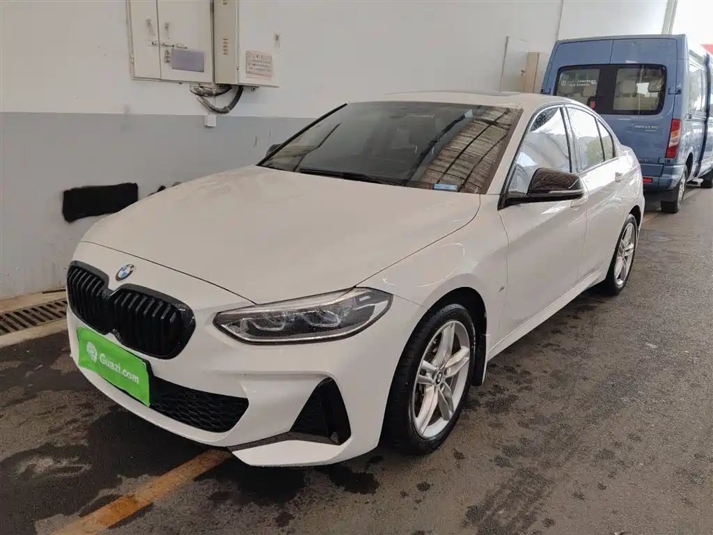 BMW 1 Series 2021 facelift 120i M Sports Night Edition купить на сайте DeffCars