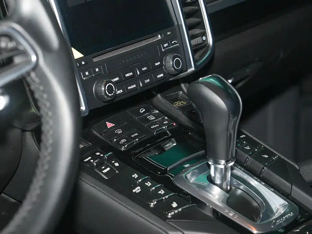 Cayenne 2016 Cayenne 3.0T купить на сайте DeffCars