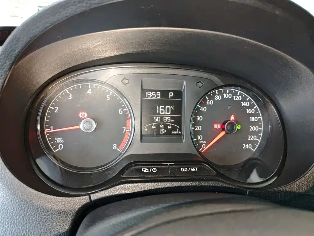 Polo 2016 1.4L automatic fashion model купить на сайте DeffCars