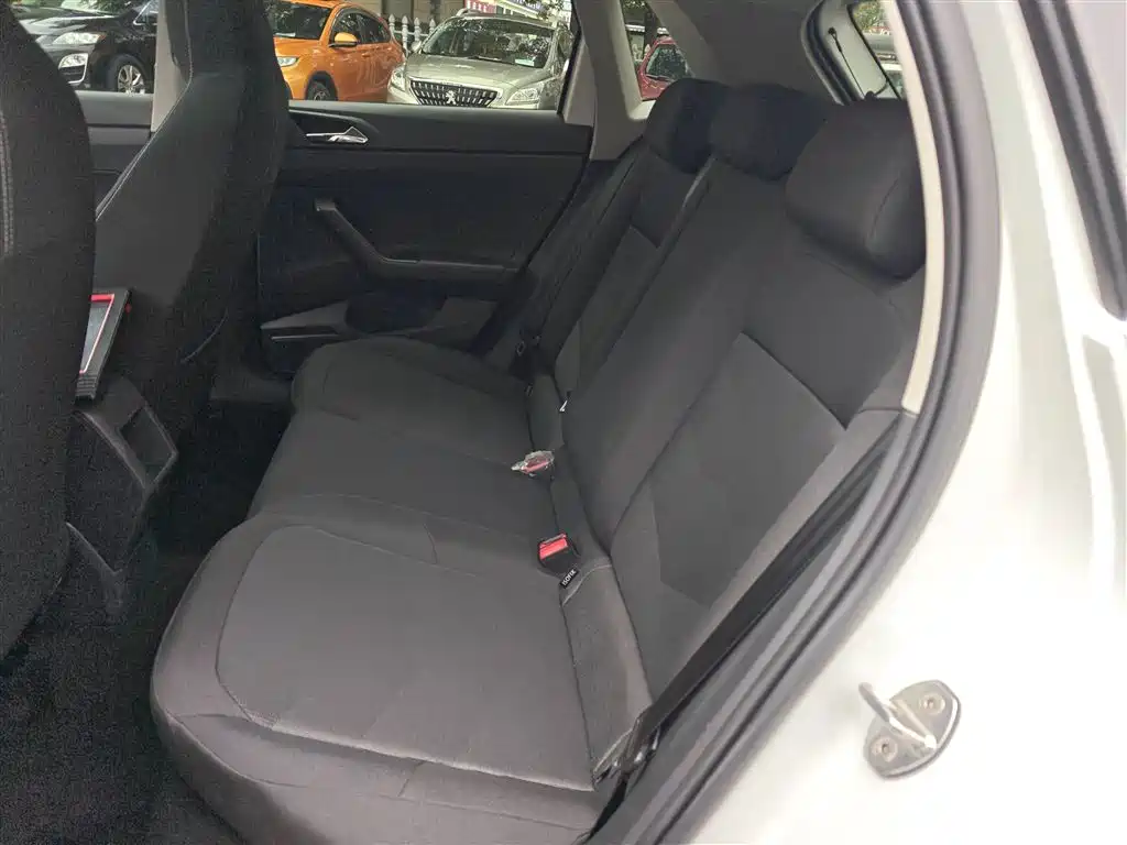 Polo 2019 Plus 1.5L Automatic Panoramic Enjoyment Edition купить на сайте DeffCars