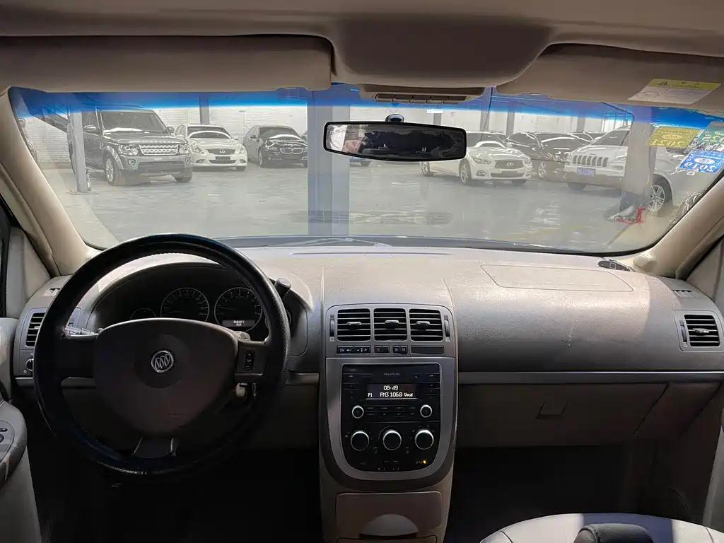 Buick GL8 2014 2.4L Classic Edition купить на сайте DeffCars