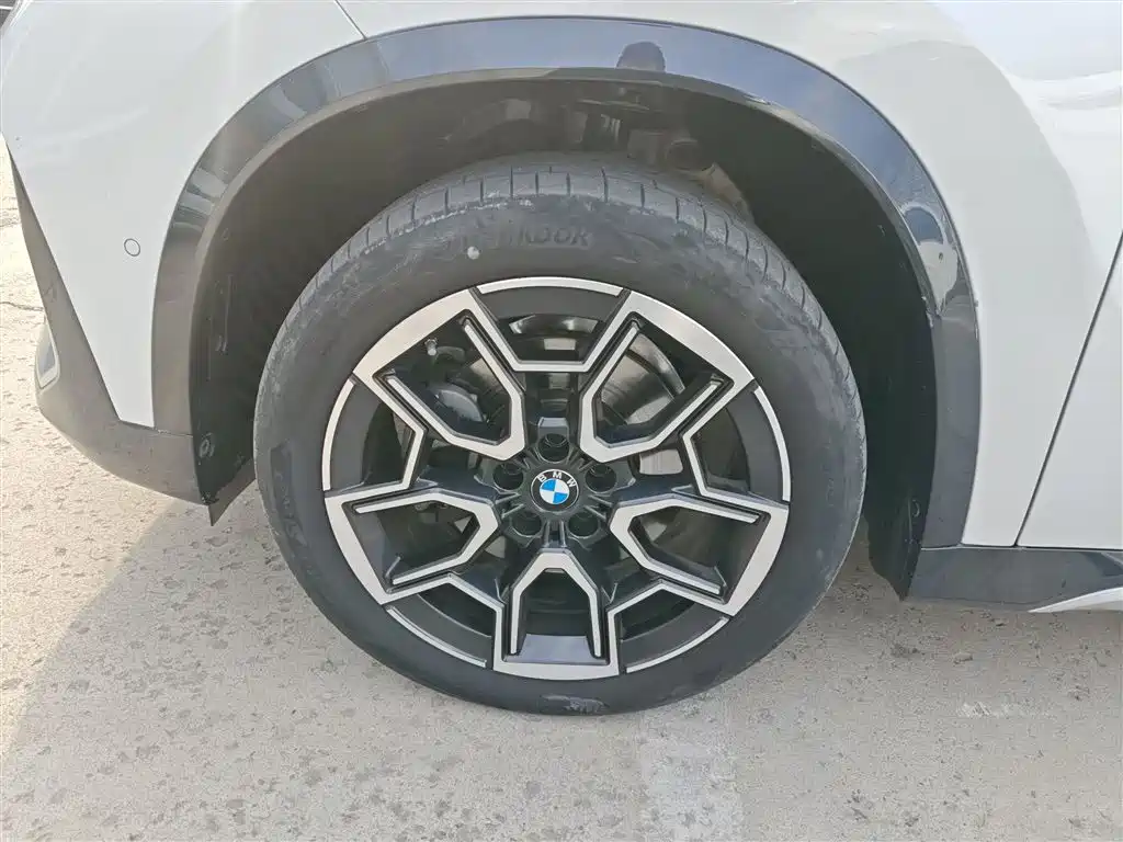 BMW X1 2023 sDrive25Li X Design Package купить на сайте DeffCars