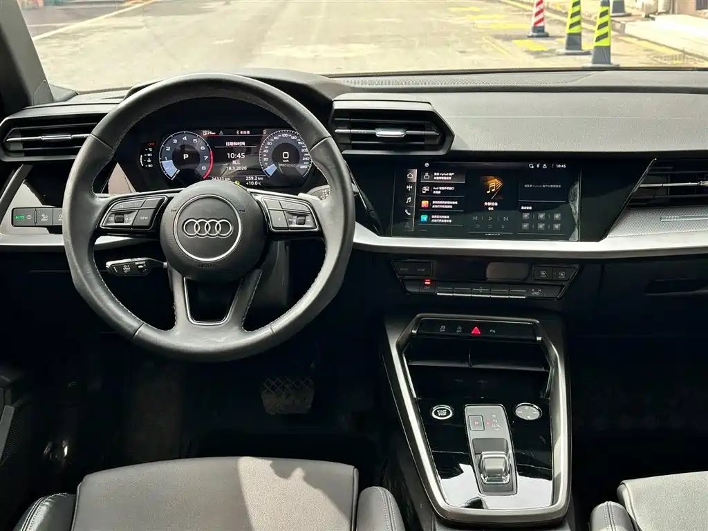 Audi A3 2023 Sportback 35 TFSI stylish and sporty купить на сайте DeffCars