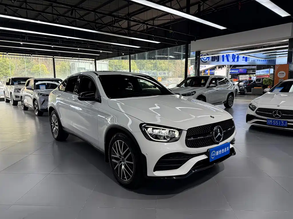 Mercedes-Benz GLC Coupe 2021 GLC 260 4MATIC Coupe SUV купить на сайте DeffCars