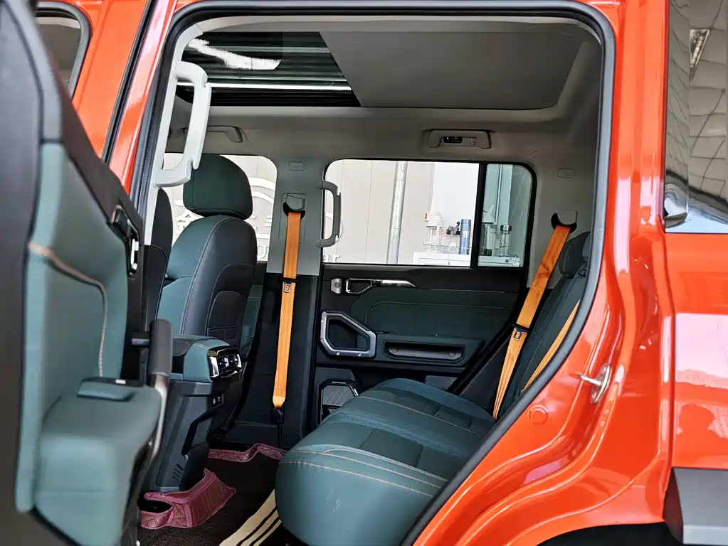 Jietu Traveler 2023 2.0T four-wheel drive conquers купить на сайте DeffCars