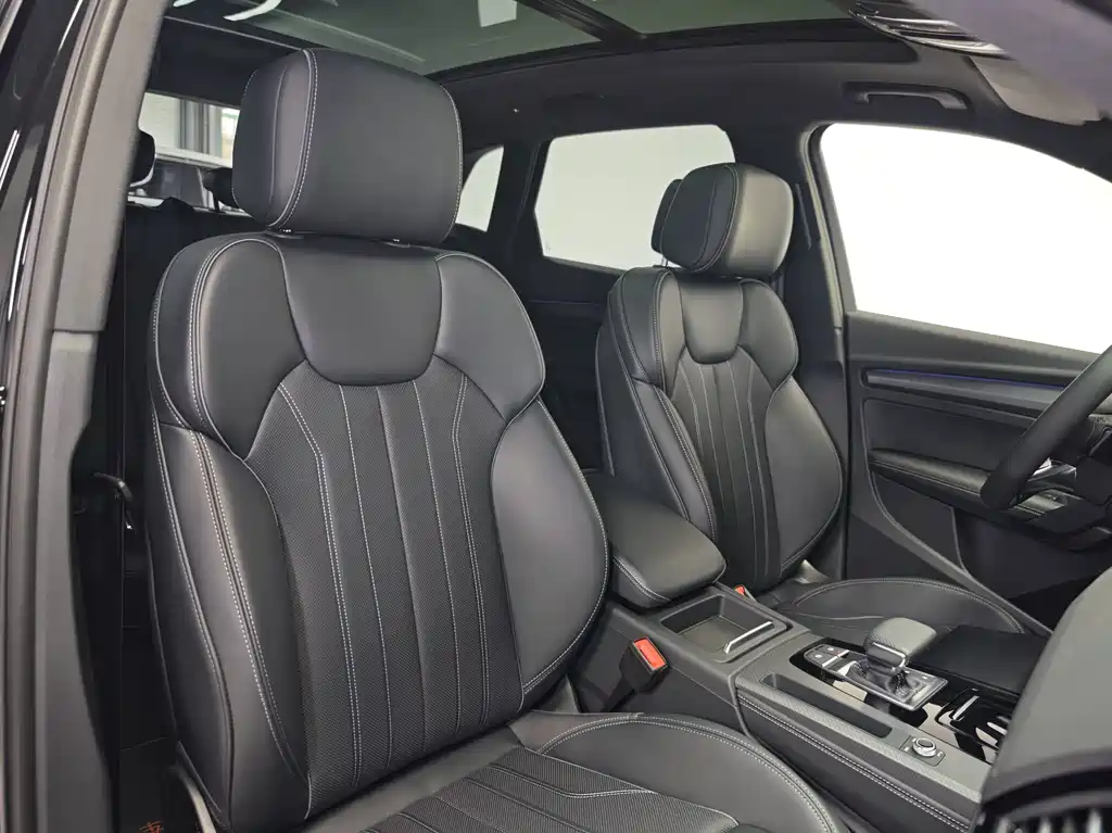 Audi Q5L 2022 45T luxury and dynamic model купить на сайте DeffCars