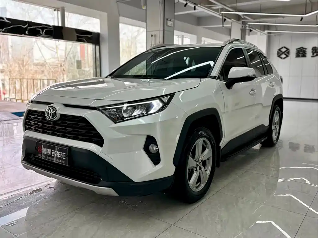 RAV4 Rongfang 2021 2.0L CVT four-wheel drive fashion PLUS version купить на сайте DeffCars