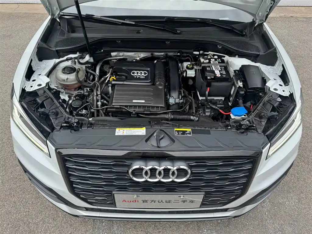 Audi Q2L 2020 35 TFSI fashionable and dynamic купить на сайте DeffCars