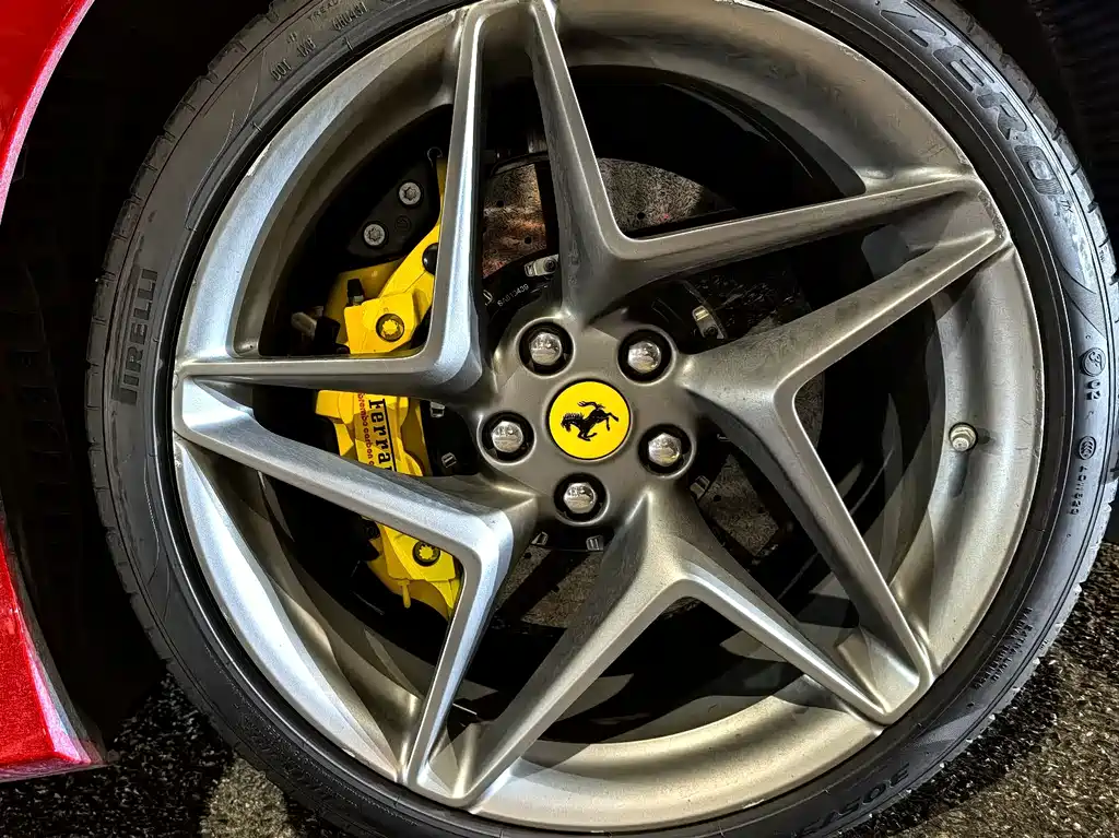 Ferrari F8 2019 Tributo 3.9T V8 купить на сайте DeffCars