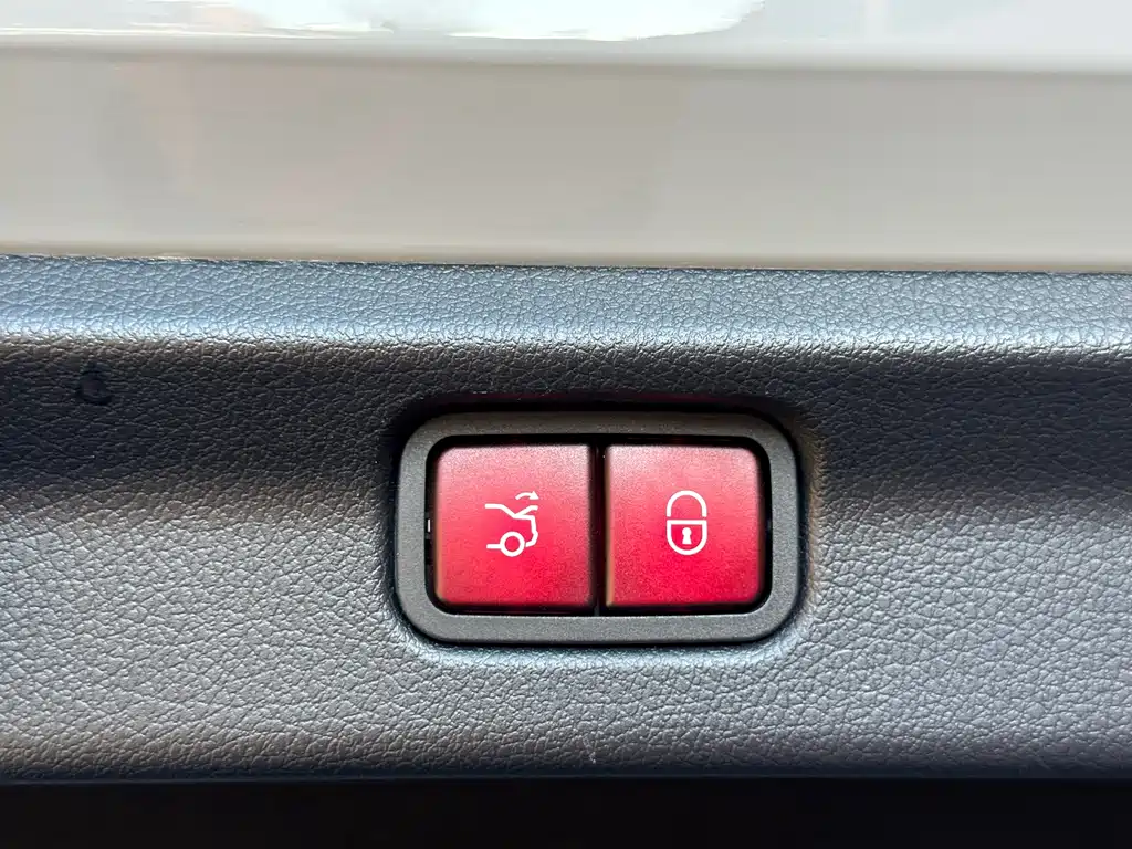 Mercedes-Benz EQE 2022 350 Pioneer Edition купить на сайте DeffCars