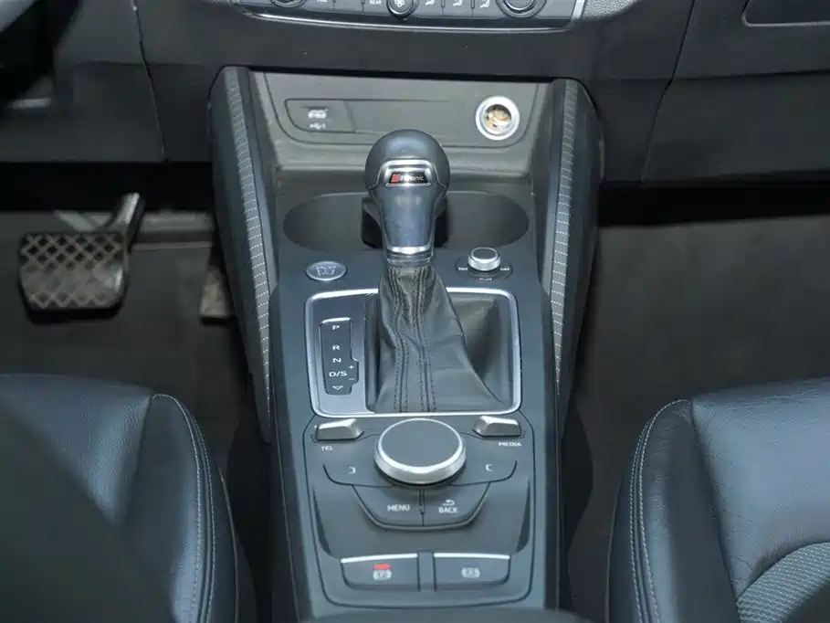 Audi Q2L 2020 35 TFSI Fashionable and Elegant купить на сайте DeffCars