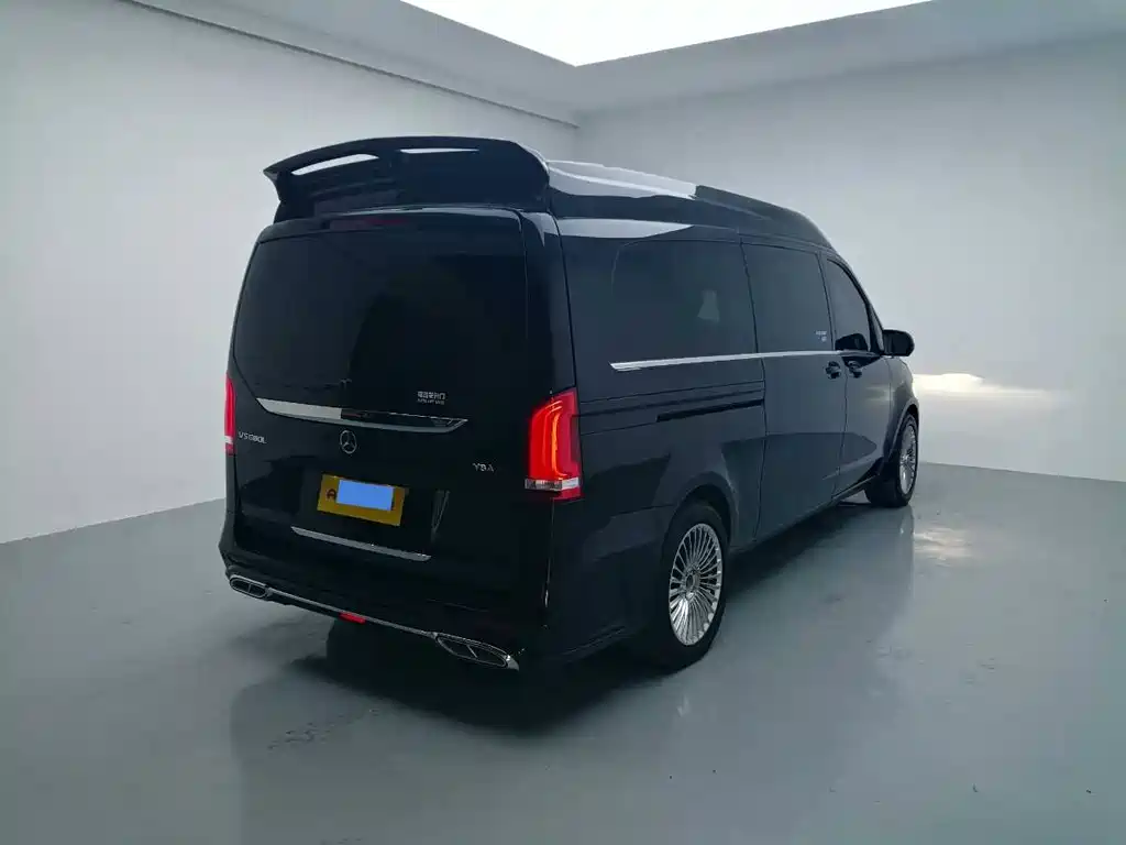 Mercedes-Benz V-Class 2020 V 260 L Long Wheelbase Luxury Edition купить на сайте DeffCars