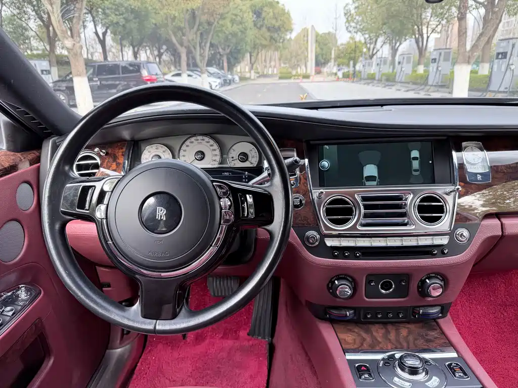 Ghost 2014 6.6T extended version купить на сайте DeffCars