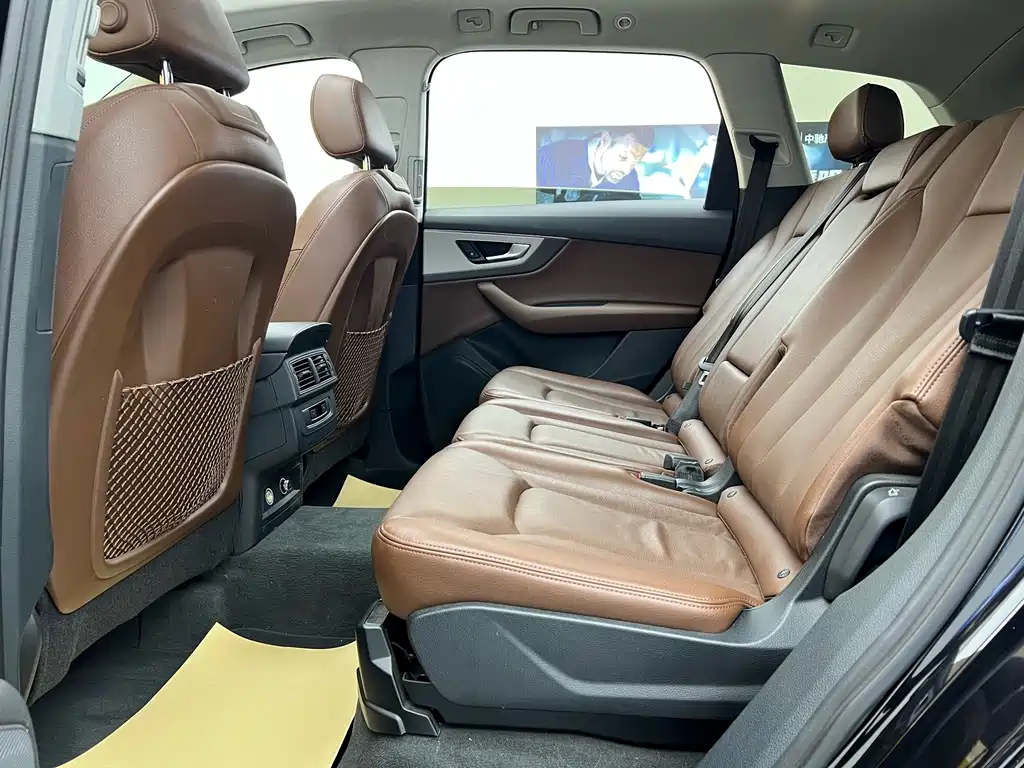 Audi Q7 2019 45 TFSI Comfort купить на сайте DeffCars