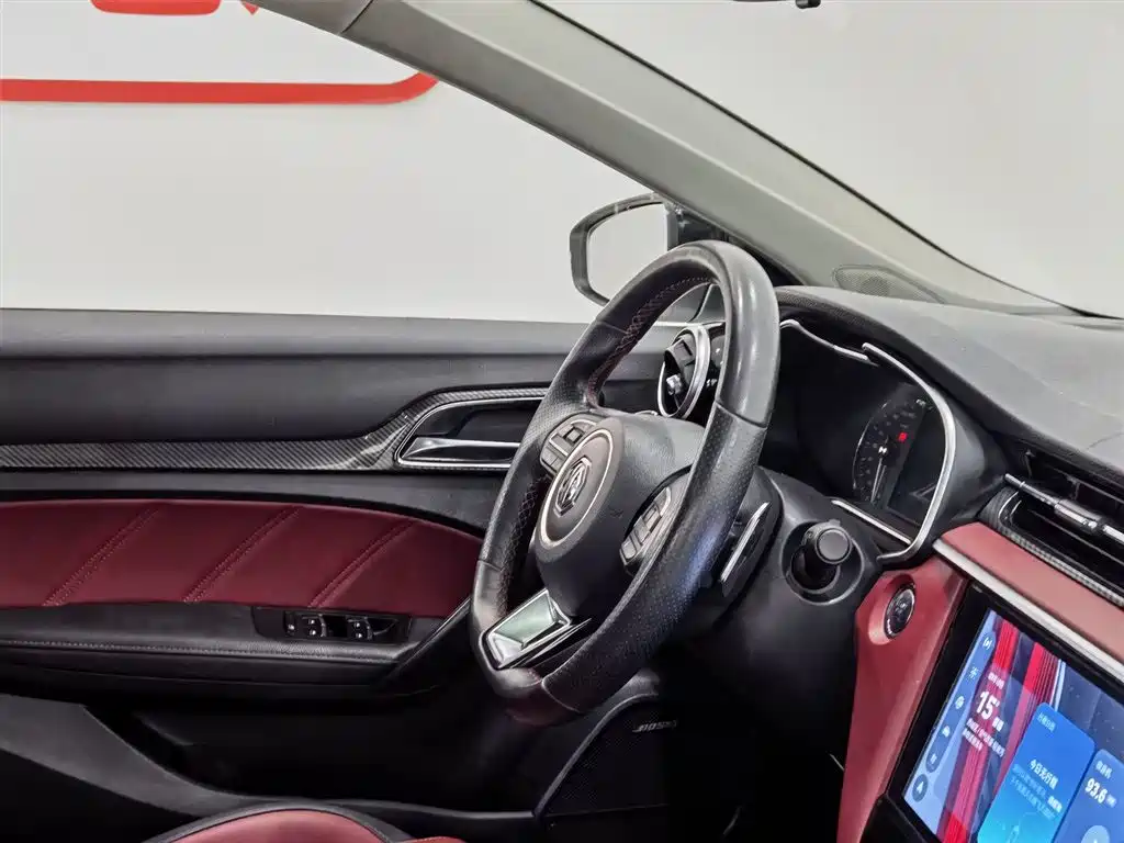 MG6 2019 20T automatic Trophy competition version + BOSE audio luxury package купить на сайте DeffCars