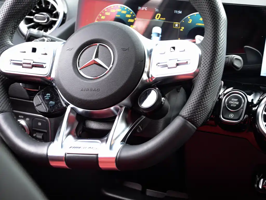 Mercedes-Benz GLA AMG 2023 AMG GLA 35 4MATIC купить на сайте DeffCars