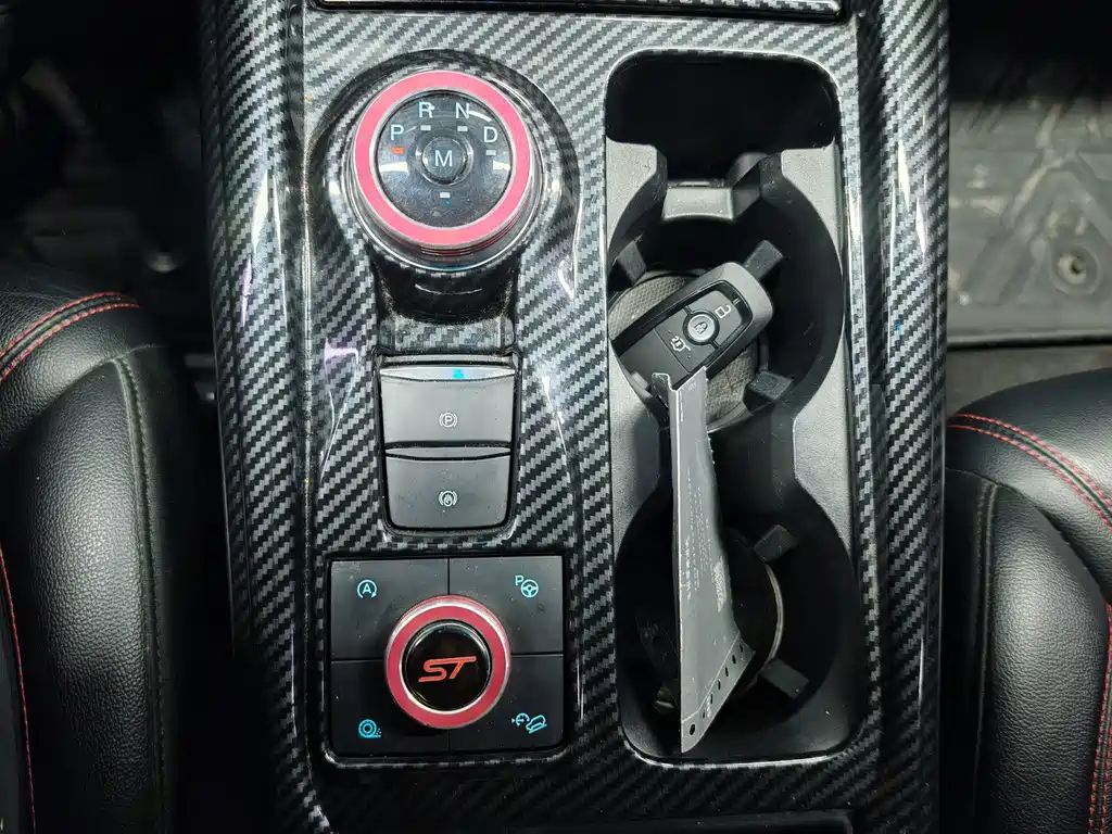 Explorer 2020 EcoBoost 285 four-wheel drive titanium version 6 seats купить на сайте DeffCars