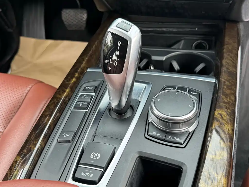 BMW X5 imported 2017 xDrive35i elegant model купить на сайте DeffCars