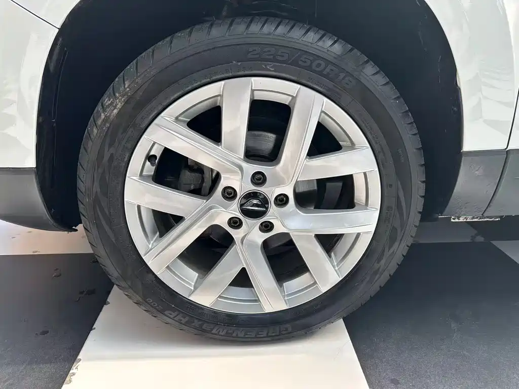 Jetta VS5 2022 280TSI Manual Enjoyment Pro купить на сайте DeffCars