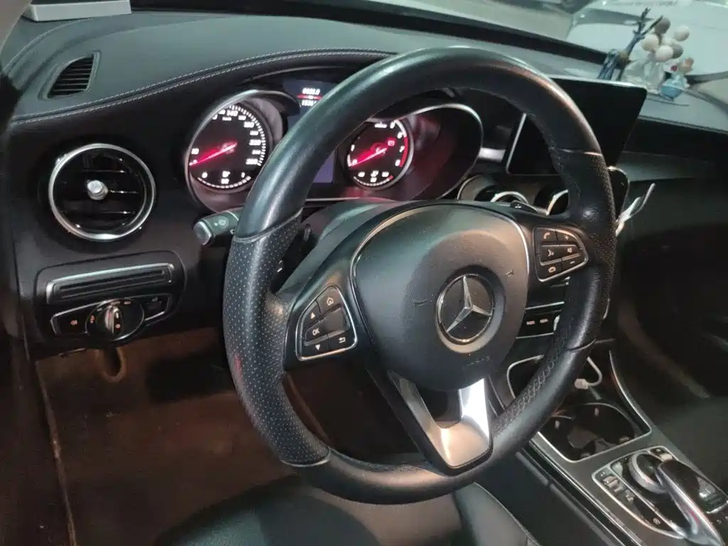 Mercedes C-Class 2018 C 200 L Sport Edition купить на сайте DeffCars