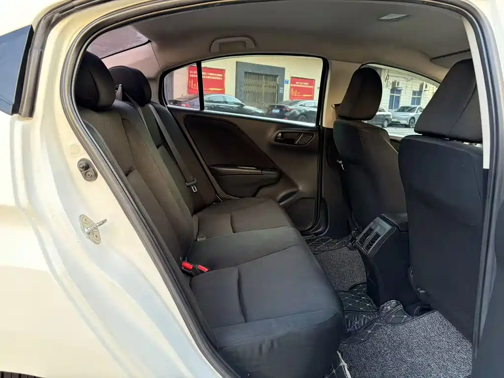 Fengfan 2017 1.5L CVT Elite Edition купить на сайте DeffCars