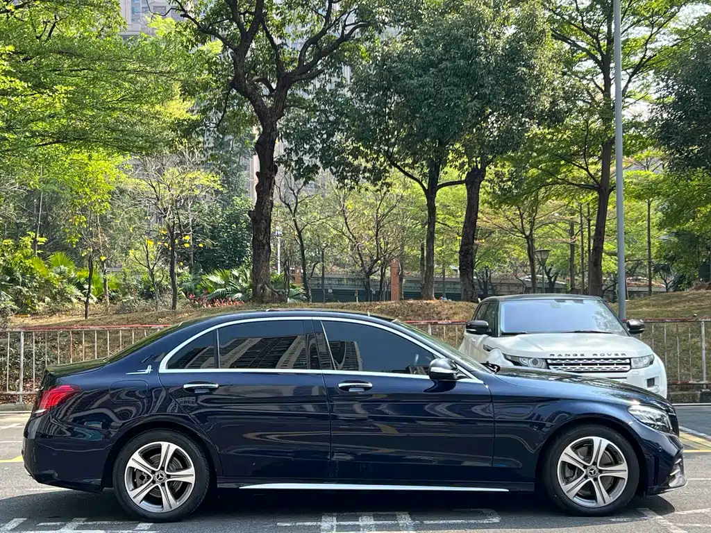 Mercedes-Benz C-Class 2019 facelift C 260 L sports version купить на сайте DeffCars