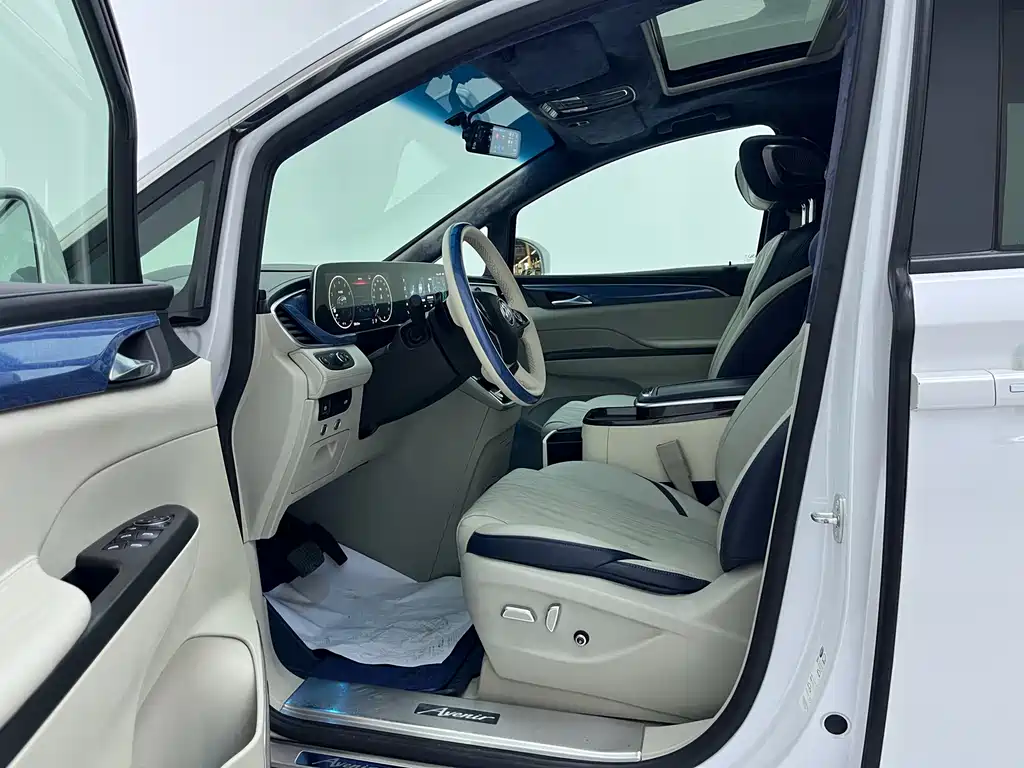 Buick GL8 2020 ES Lu Zun 653T Comfort Type купить на сайте DeffCars