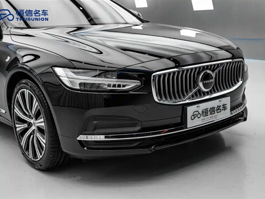Volvo S90 2024 B5 Zhiyuan Luxury Edition купить на сайте DeffCars