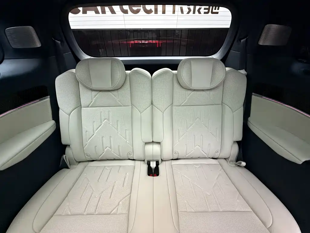Jikrypton 009 2024 six-seat executive version four-wheel drive 108kWh купить на сайте DeffCars