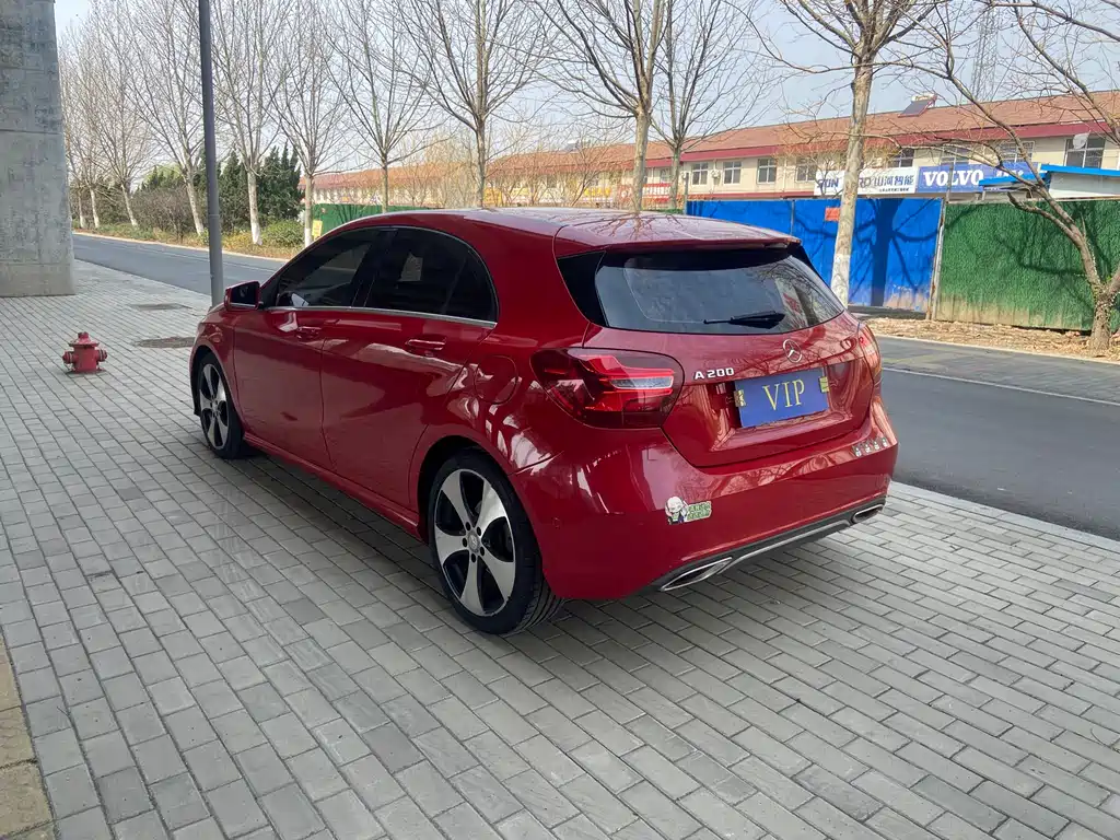 Mercedes-Benz A-Class (Imported) 2016 A 200 Fashion Model купить на сайте DeffCars