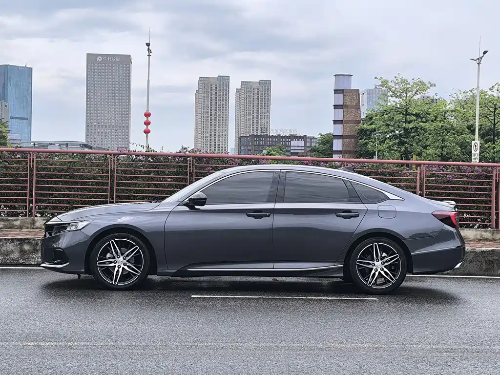 Accord 2022 260TURBO Magic Night Premium Edition купить на сайте DeffCars