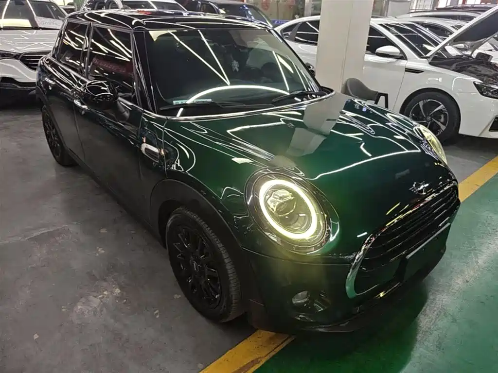 MINI 2018 1.5T COOPER Classic Five-Door Edition купить на сайте DeffCars