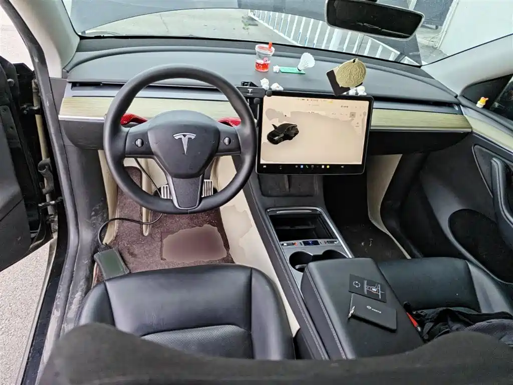 Model Y 2022 facelift rear-wheel drive version купить на сайте DeffCars