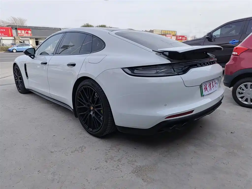 Panamera New Energy 2022 Panamera 4 E-Hybrid Platinum Edition 2.9T купить на сайте DeffCars