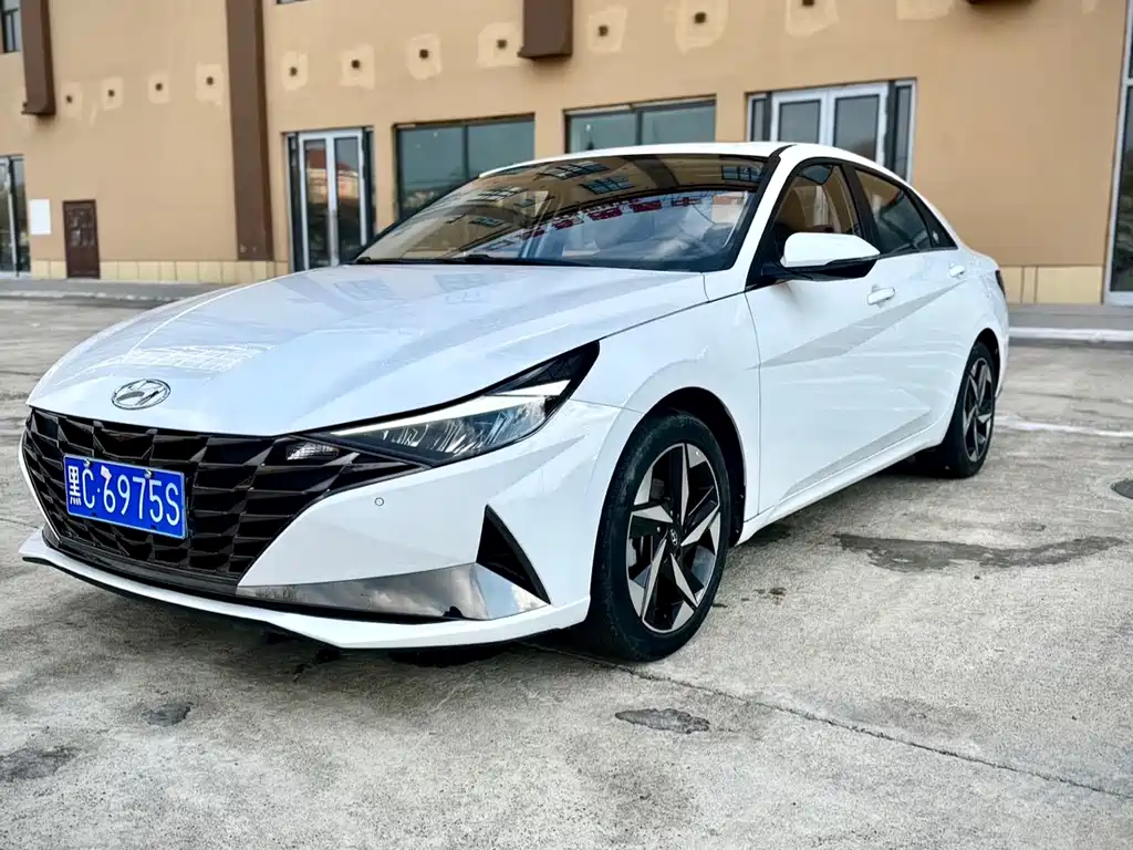 Elantra 2021 1.5L CVT LUX Premium Edition купить на сайте DeffCars