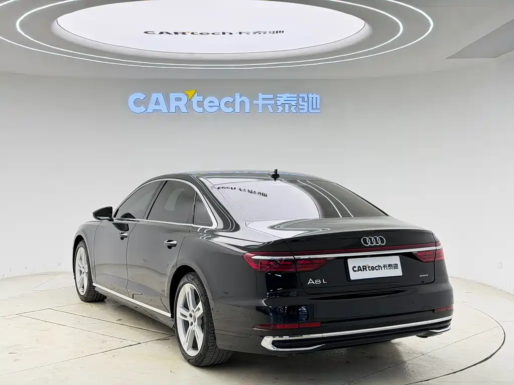 Audi A8 2023 A8L 50 TFSI quattro Premium Selection купить на сайте DeffCars