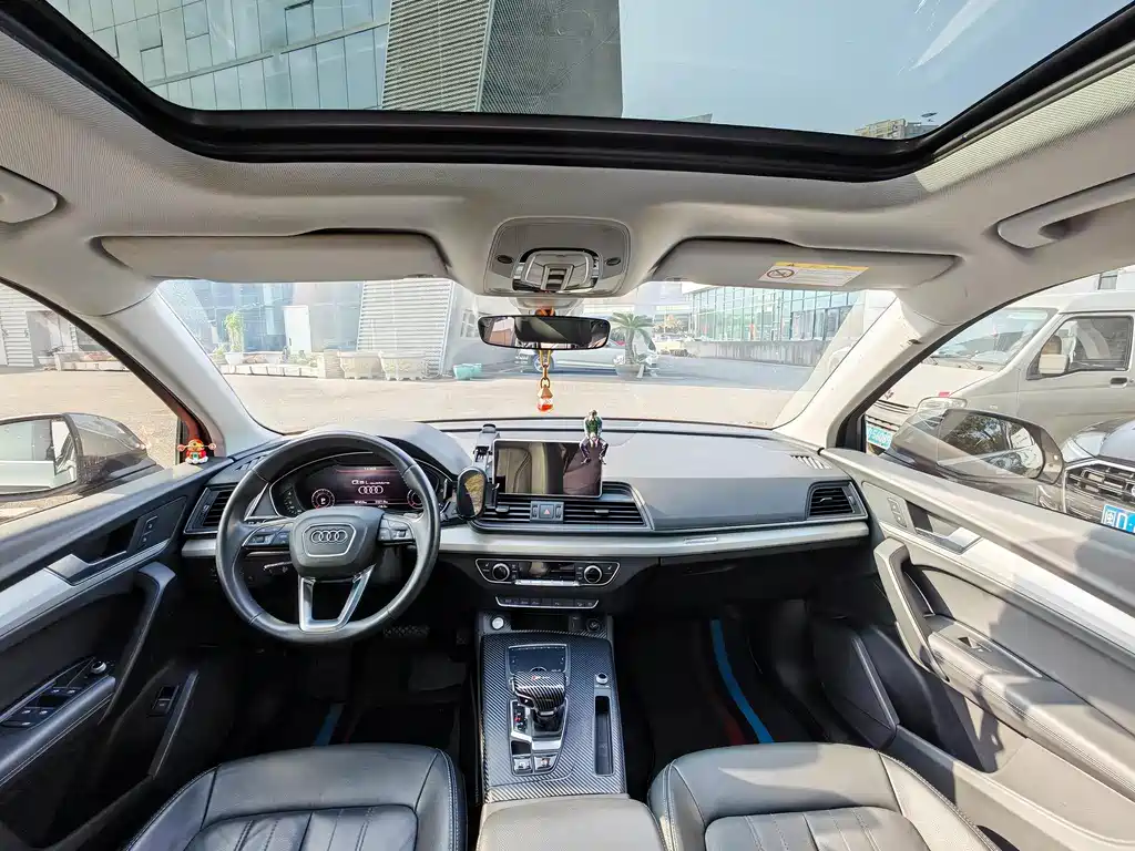 Audi Q5L 2018 40 TFSI enjoys fashionable style, National V купить на сайте DeffCars