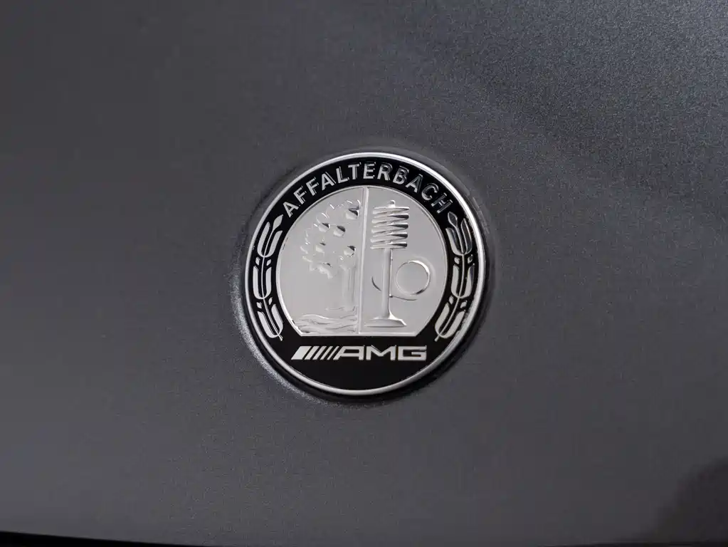 Mercedes-Benz GLB AMG 2024 AMG GLB 35 4MATIC купить на сайте DeffCars