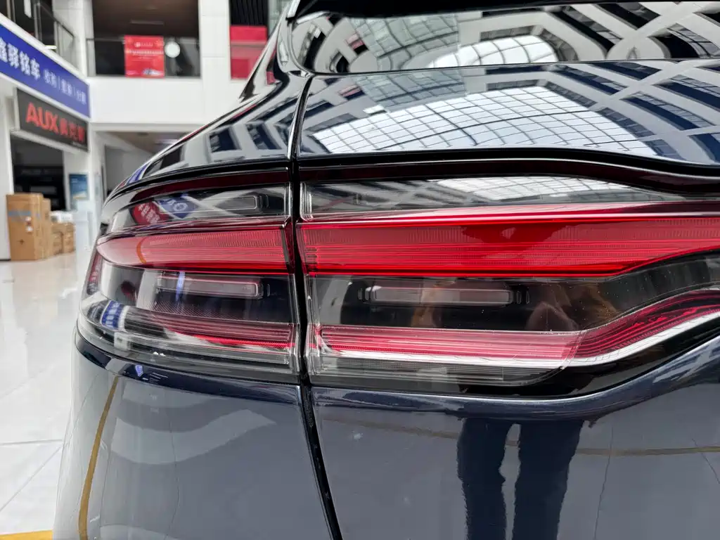 Macan 2018 Macan 2.0T купить на сайте DeffCars