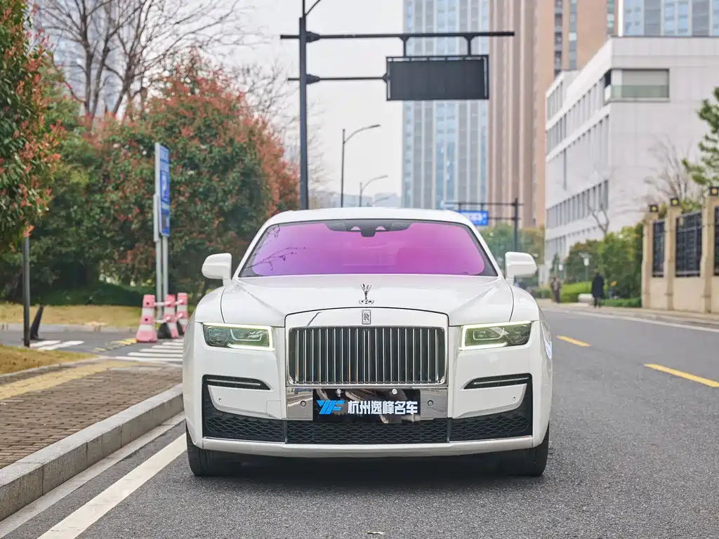 Ghost 2021 6.7T long wheelbase version купить на сайте DeffCars